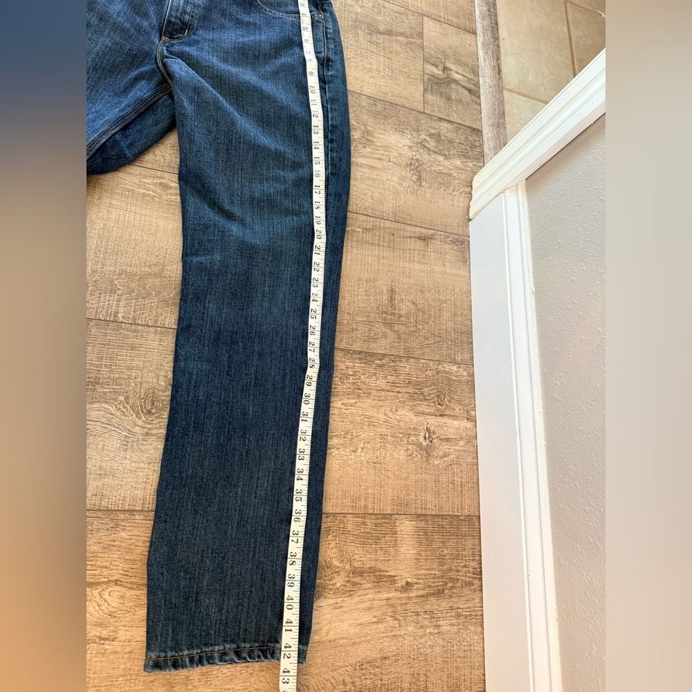 Carhartt Straight Traditional Fit Medium
Wash Men’s Jeans 34 x 32 - Picture 6 of 8